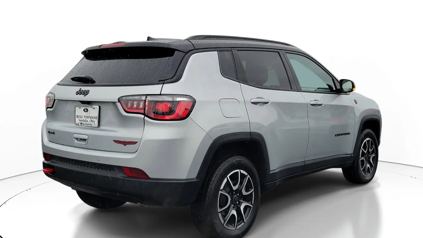 2025 Jeep Compass Trailhawk