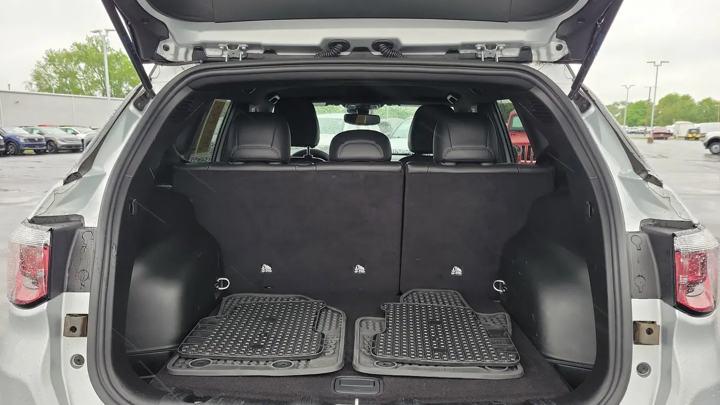 2025 Jeep Compass Trailhawk