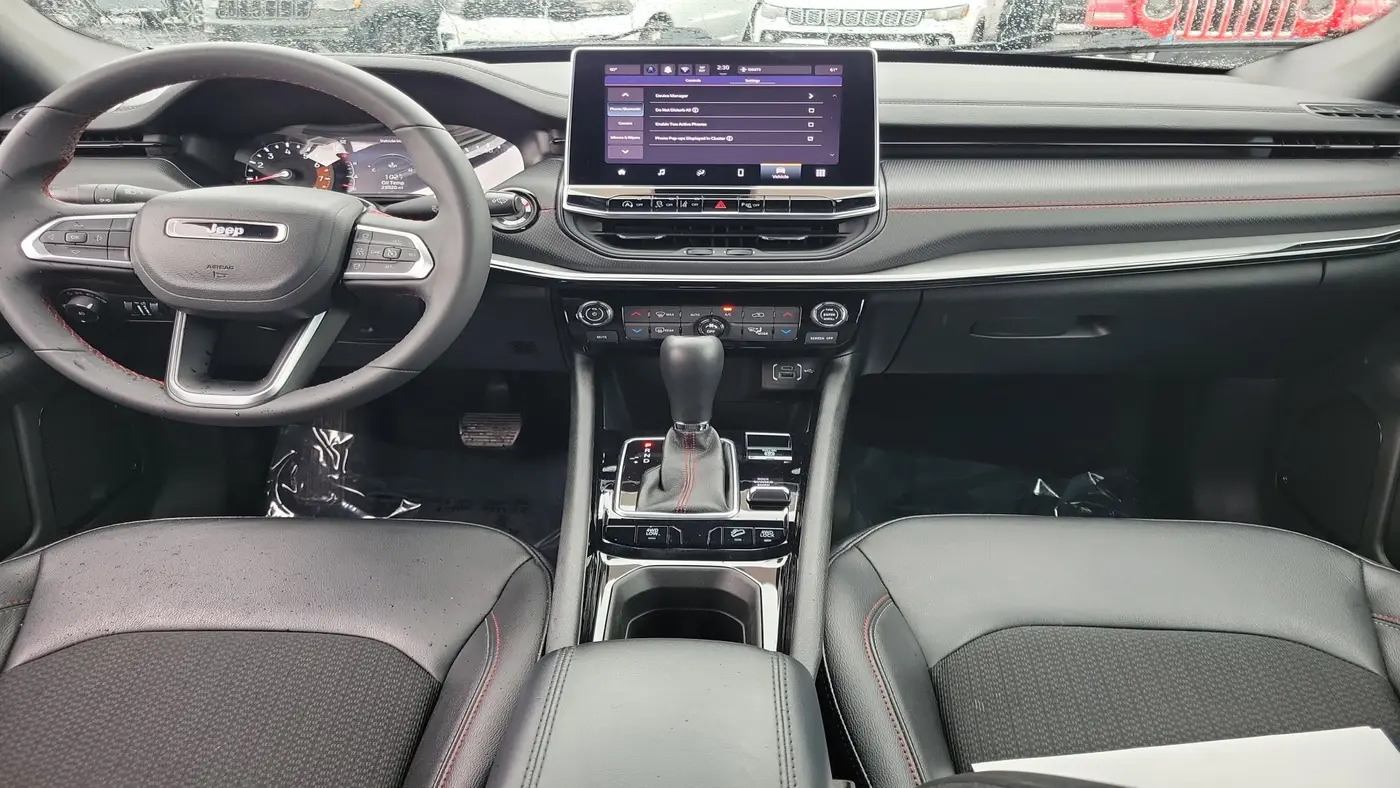 2025 Jeep Compass Trailhawk