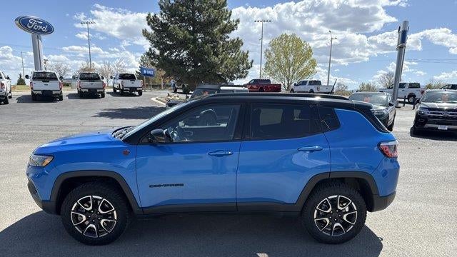 2025 Jeep Compass Trailhawk