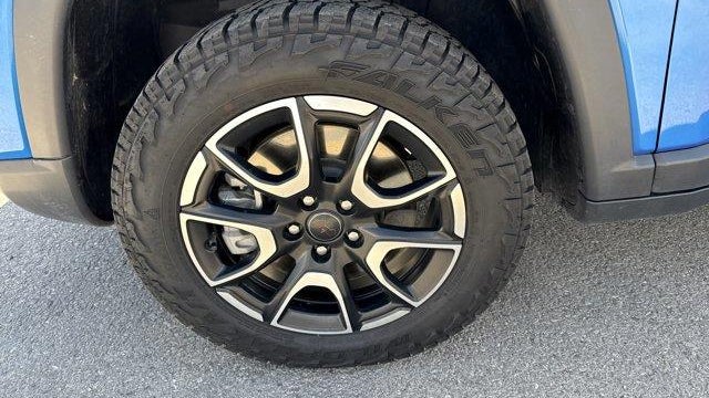 2025 Jeep Compass Trailhawk