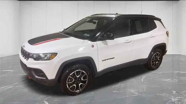 2025 Jeep Compass Trailhawk