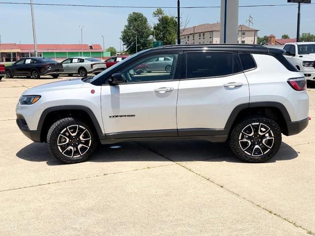 2025 Jeep Compass - $27,365