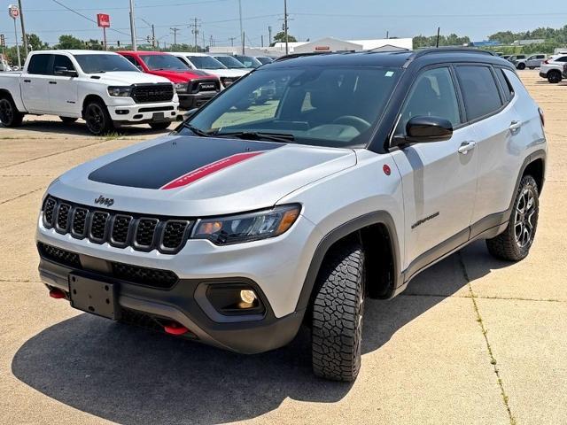2025 Jeep Compass - $27,365