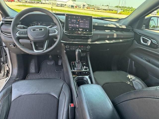 2025 Jeep Compass - $27,365