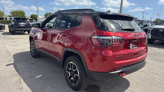 2025 Jeep Compass Trailhawk