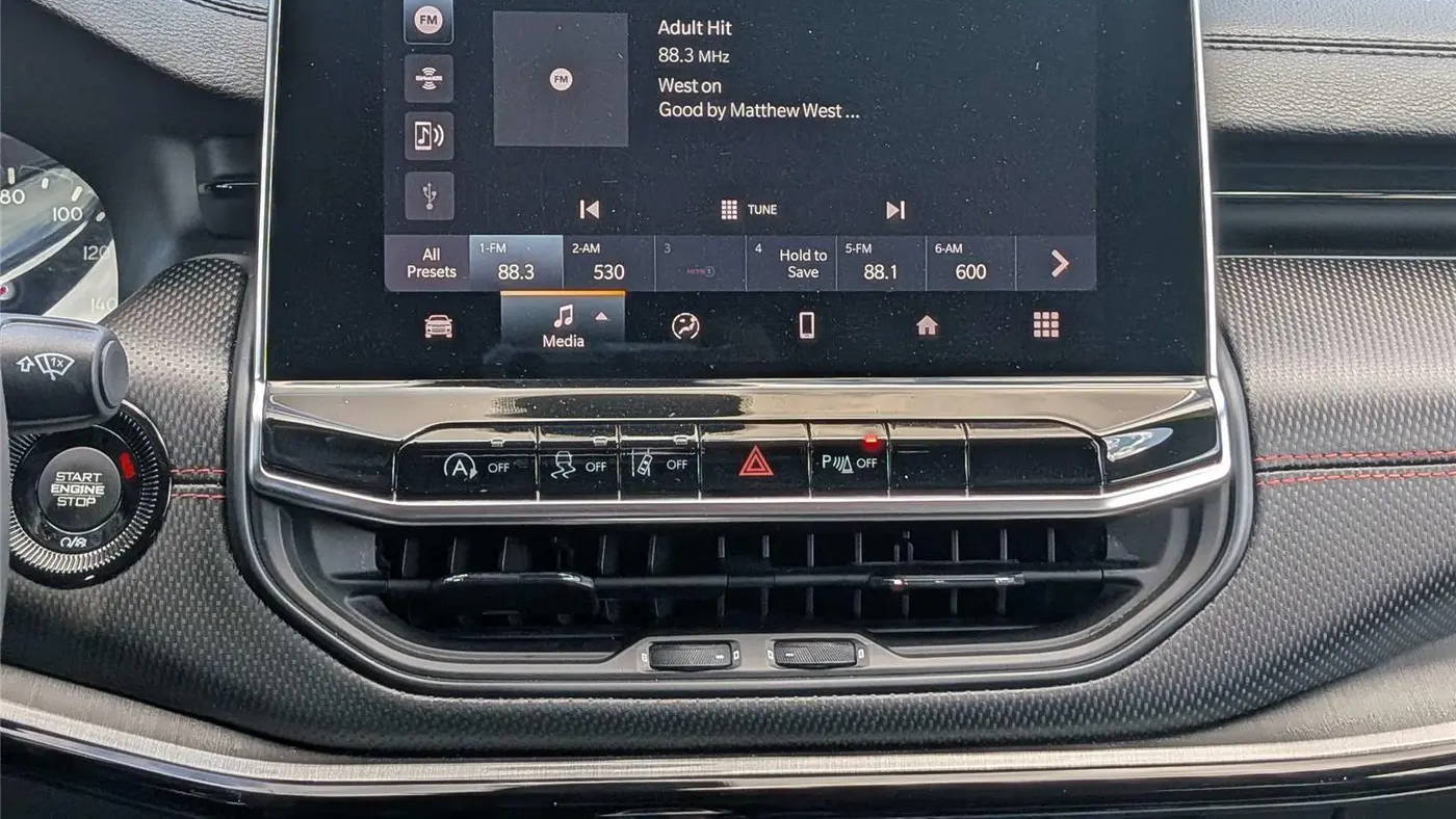 2023 Jeep Compass Trailhawk