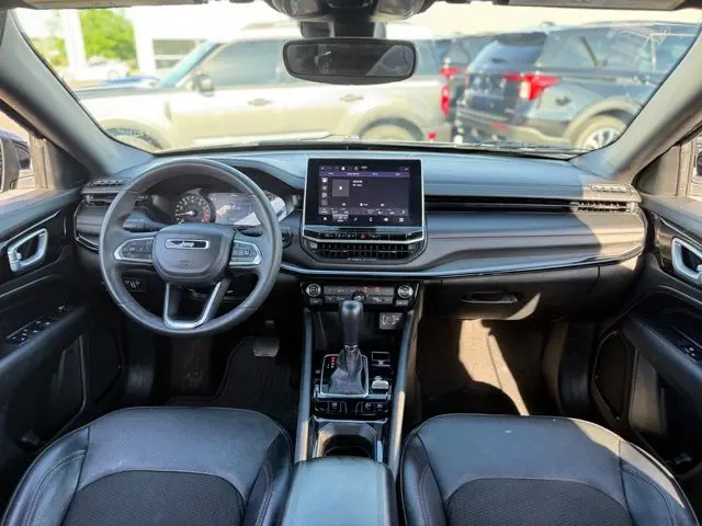 2023 Jeep Compass - $20,500