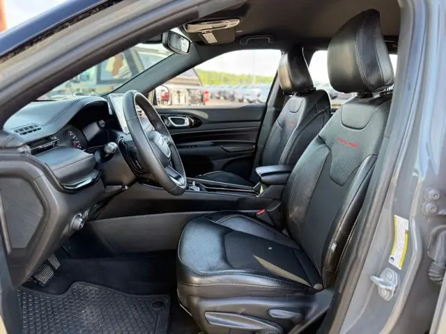 2023 Jeep Compass - $20,500