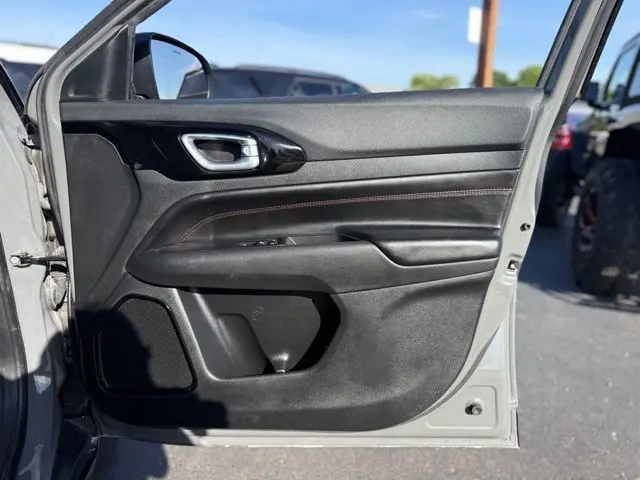 2023 Jeep Compass - $20,500