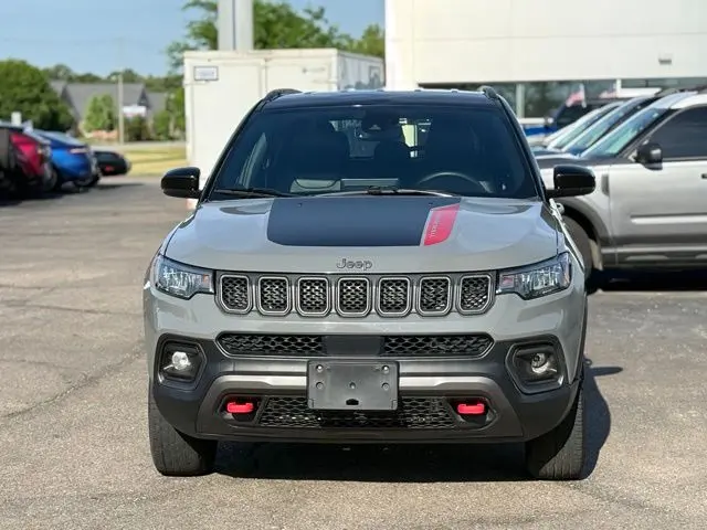 2023 Jeep Compass - $20,500