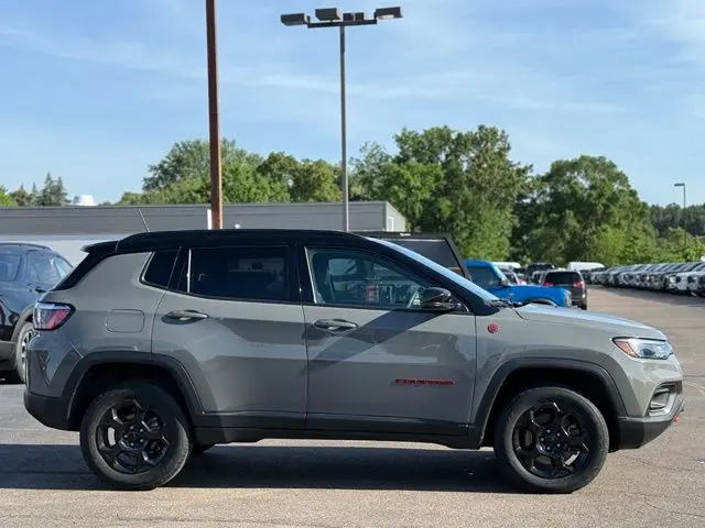 2023 Jeep Compass - $20,500