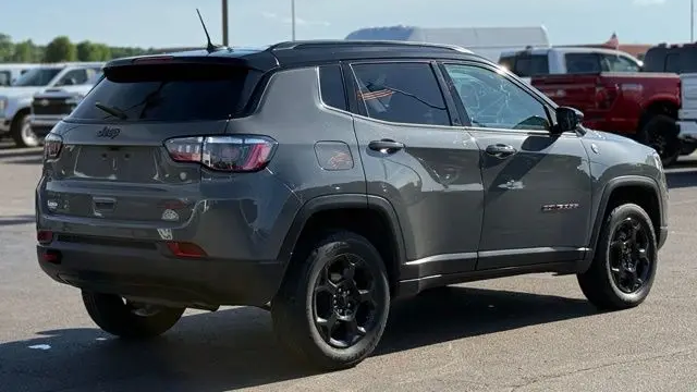 2023 Jeep Compass Trailhawk