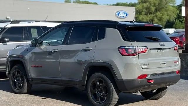 2023 Jeep Compass Trailhawk