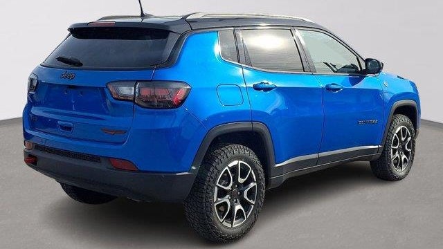 2025 Jeep Compass Trailhawk