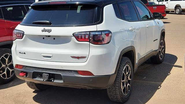 2025 Jeep Compass Trailhawk