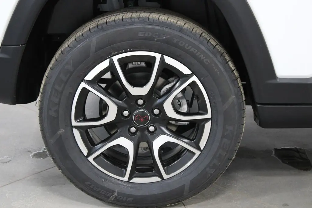 2025 Jeep Compass - $21,688