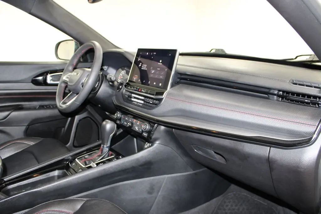 2025 Jeep Compass - $21,688