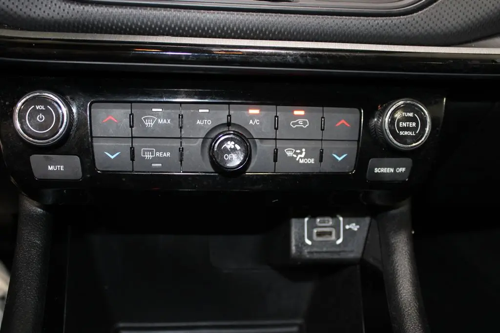 2025 Jeep Compass - $21,688