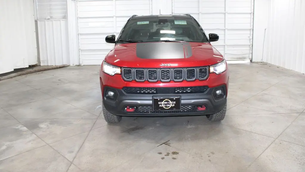 2025 Jeep Compass Trailhawk