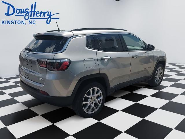 2022 Jeep Compass - $22,777