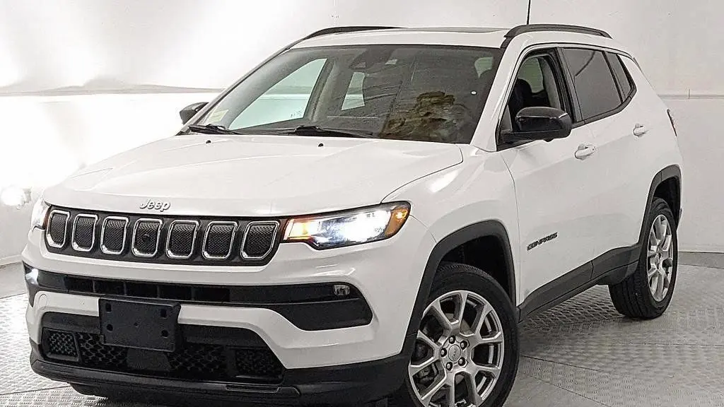 2022 Jeep Compass Latitude Lux