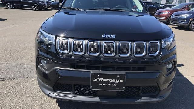 2022 Jeep Compass Latitude Lux