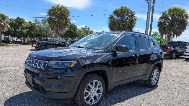 2022 Jeep Compass Latitude Lux