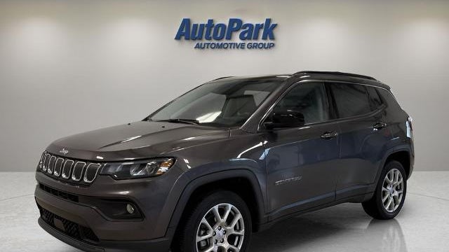 2022 Jeep Compass Latitude Lux