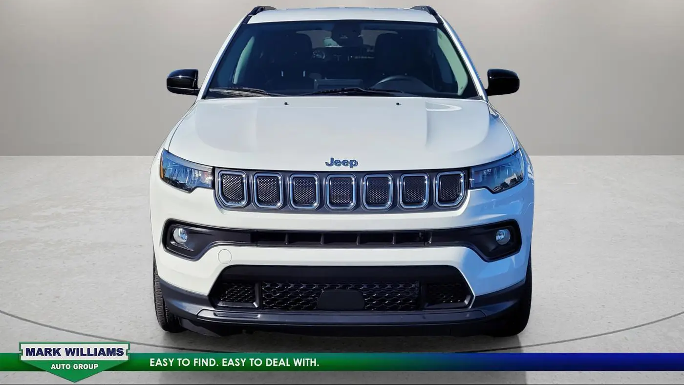2022 Jeep Compass Latitude Lux