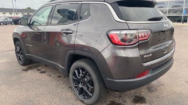 2022 Jeep Compass Latitude Lux