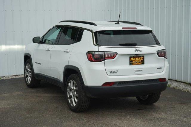 2022 Jeep Compass - $17,000