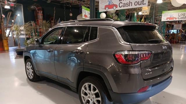 2022 Jeep Compass Latitude Lux