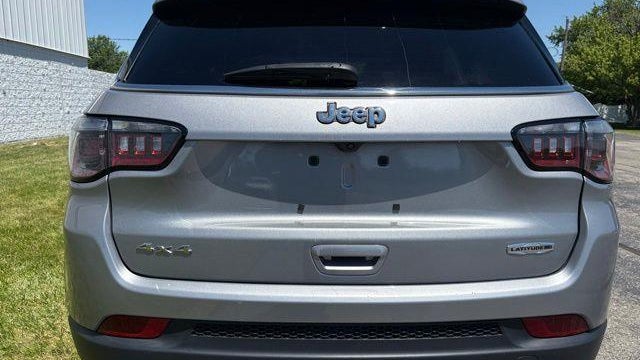 2022 Jeep Compass Latitude Lux