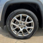 2022 Compass Thumbnail 9