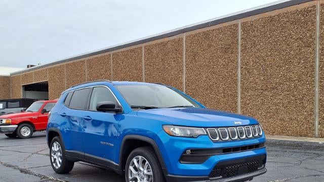 2022 Jeep Compass Latitude Lux