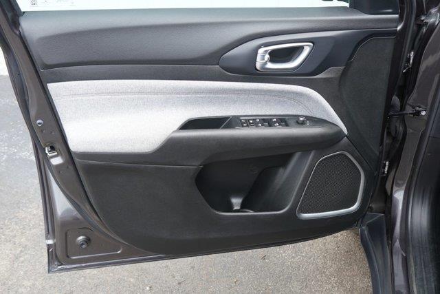 2023 Jeep Compass - $21,000
