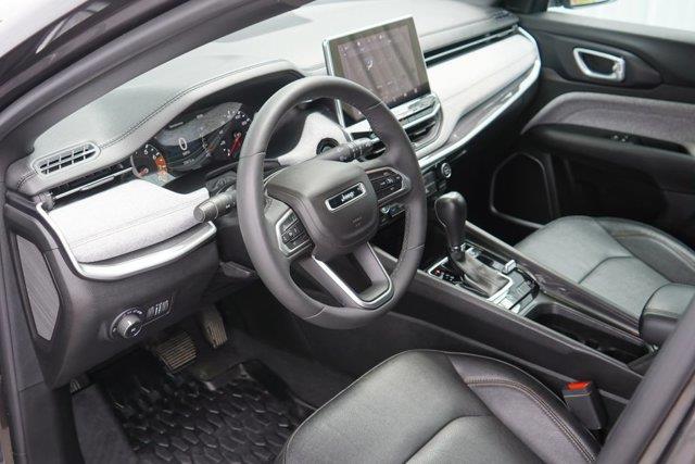 2023 Jeep Compass - $21,000