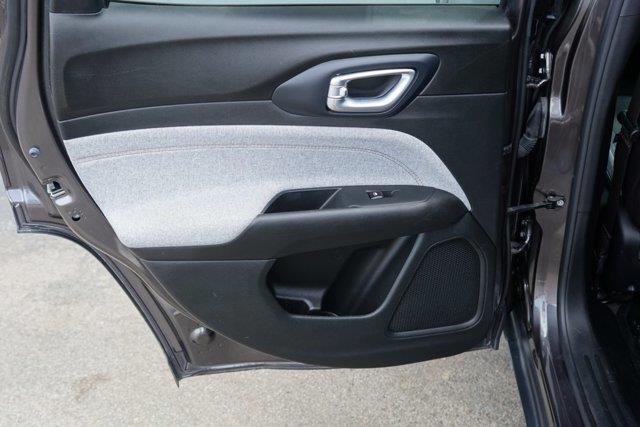 2023 Jeep Compass - $21,000