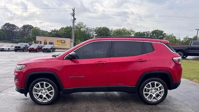 2023 Jeep Compass Latitude Lux