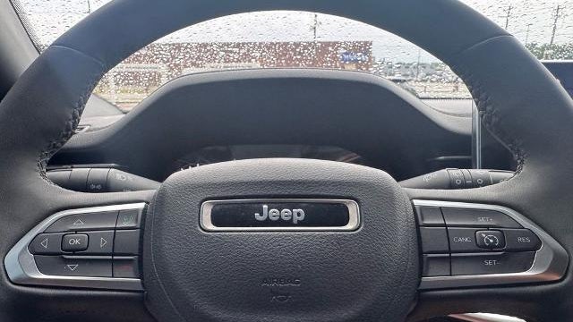 2023 Jeep Compass Latitude Lux