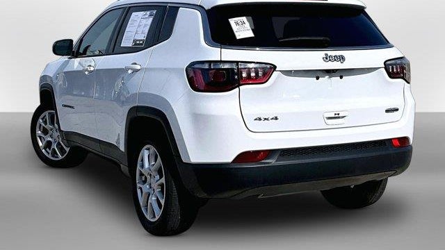 2023 Jeep Compass Latitude Lux