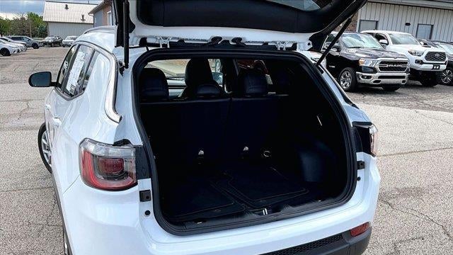2023 Jeep Compass Latitude Lux