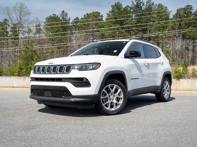 2023 Jeep Compass 4X4 Latitude LUX 4DR SUV