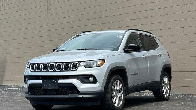 2024 Jeep Compass Latitude Lux