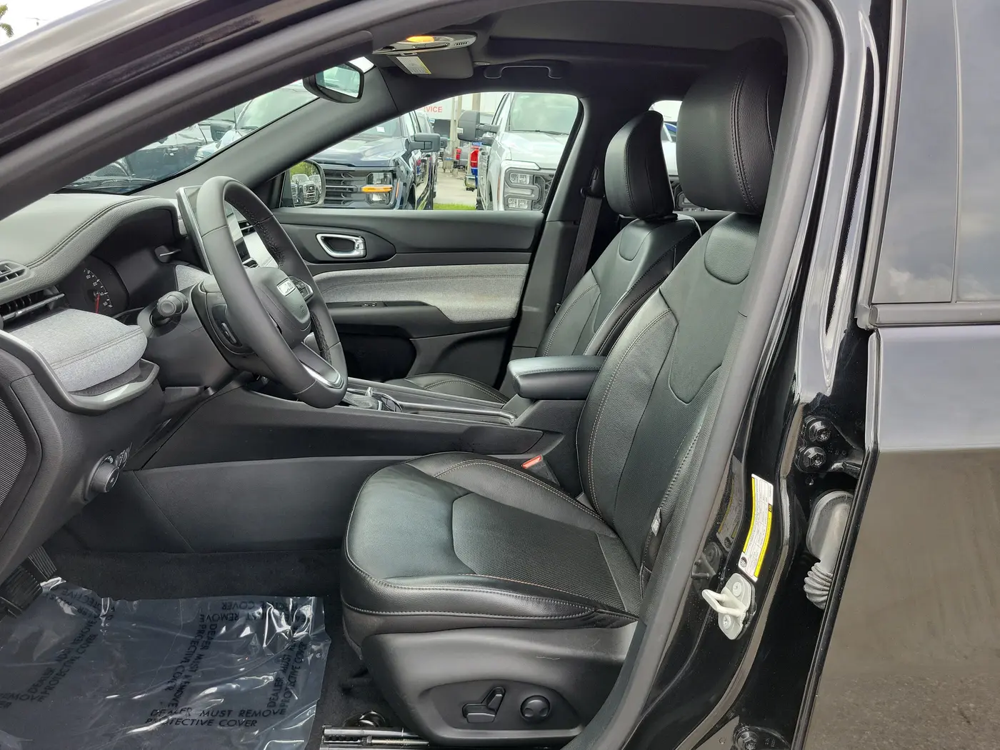 2023 Jeep Compass - $17,880