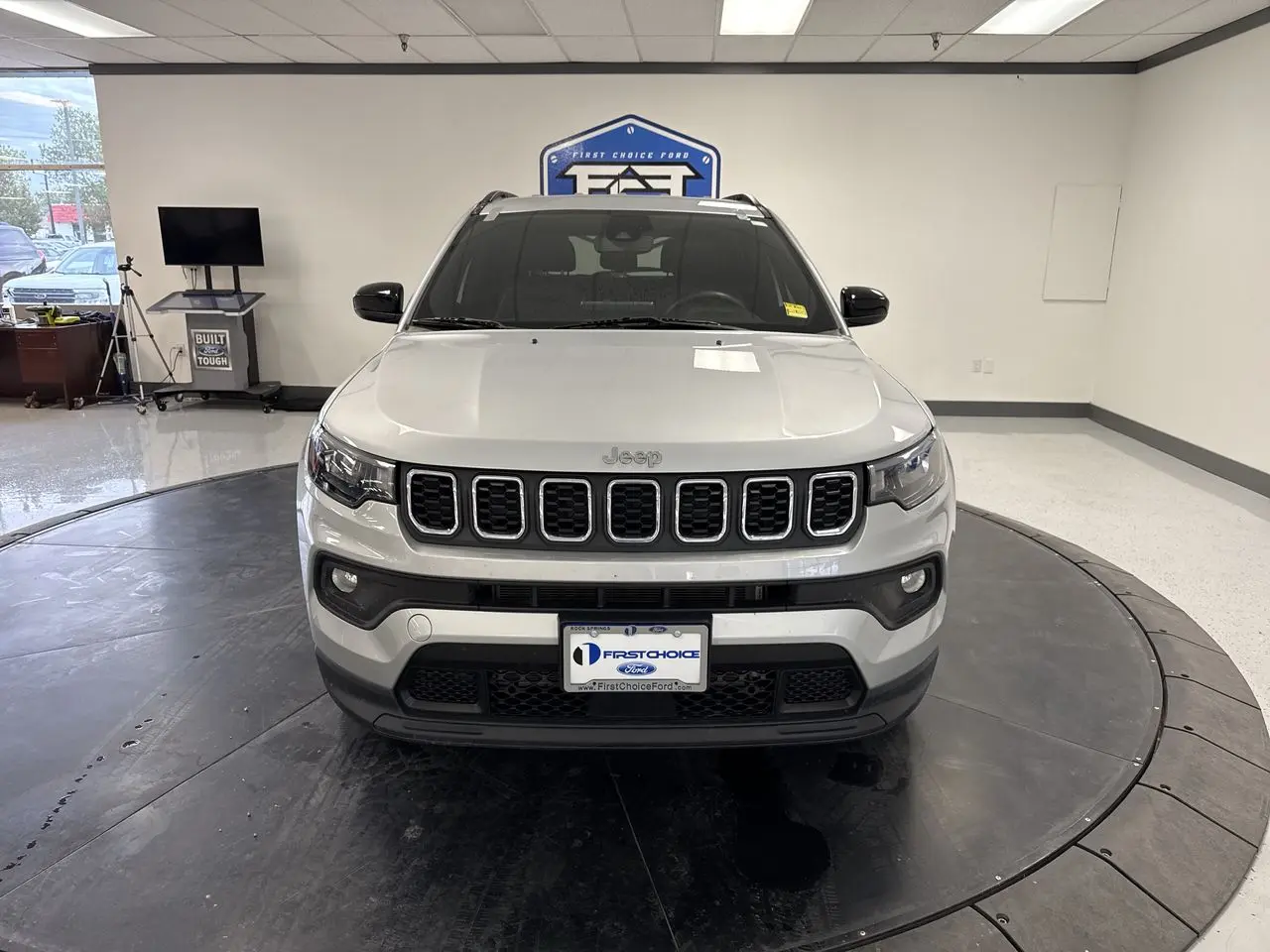 2024 Jeep Compass - $21,924