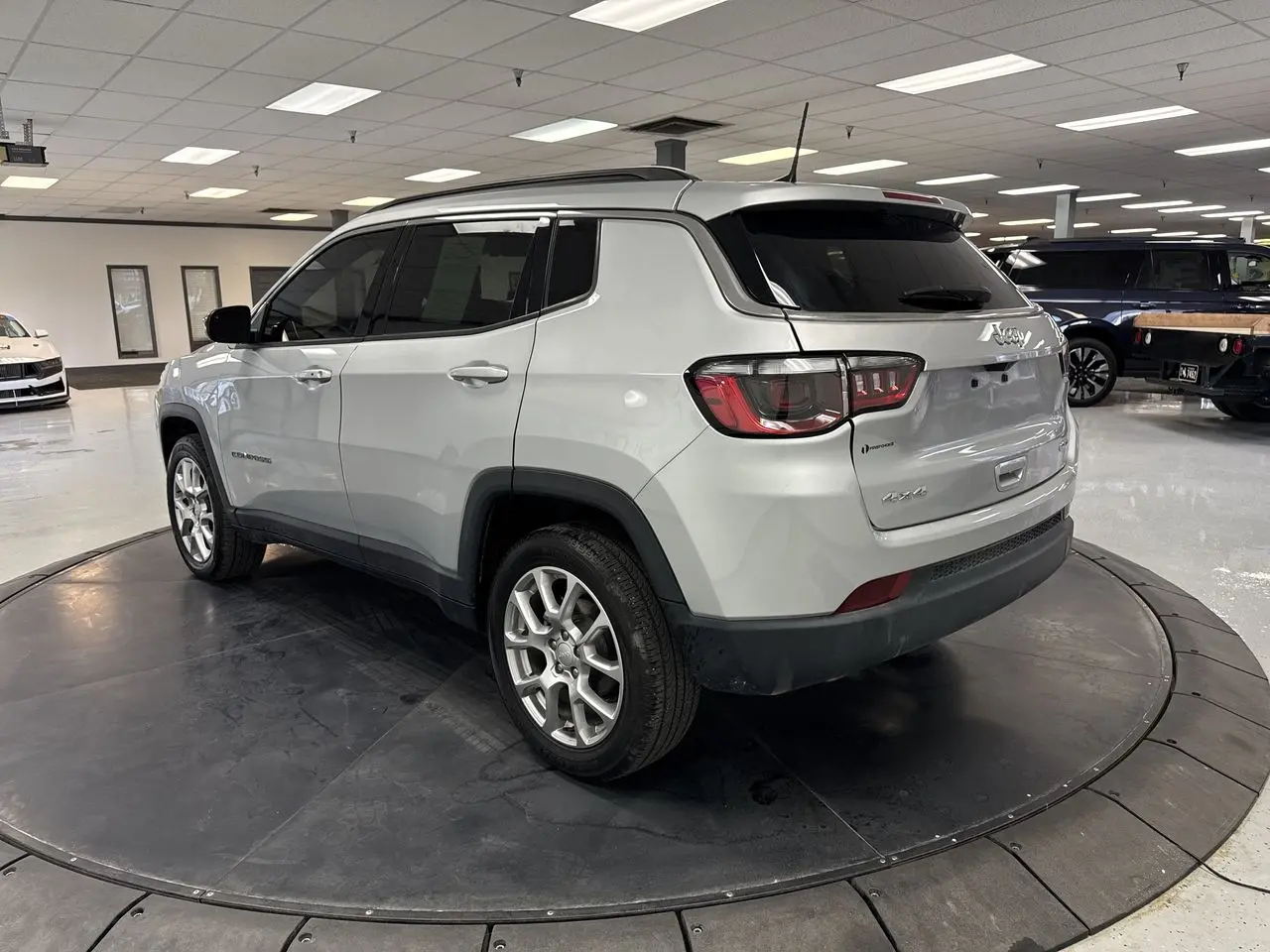2024 Jeep Compass - $21,924