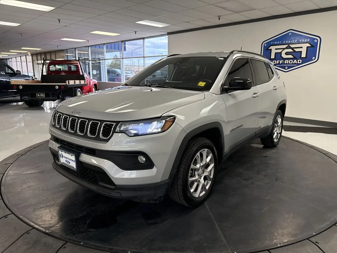 2024 Jeep Compass - $21,924