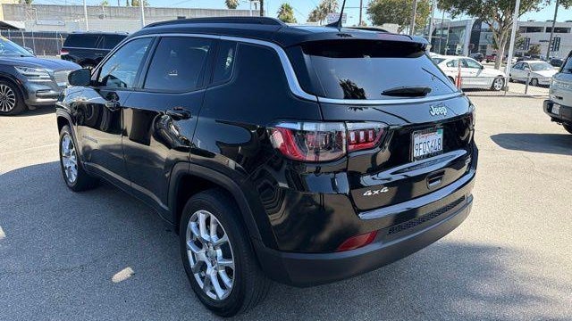 2023 Jeep Compass Latitude Lux